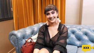 JacquieEtMichelTV 2021 01 14 Azylis – 24 years old From Brest A Very Special Artist FRENCH